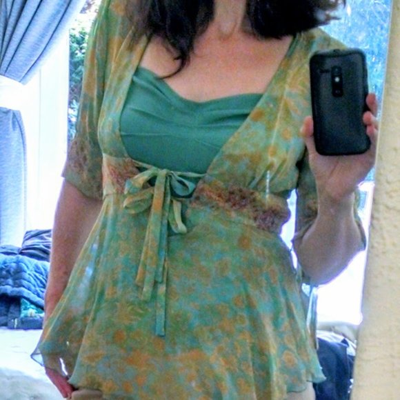 Vintage Diane von Furstenberg 2-piece silk chiffon top - Picture 2 of 6